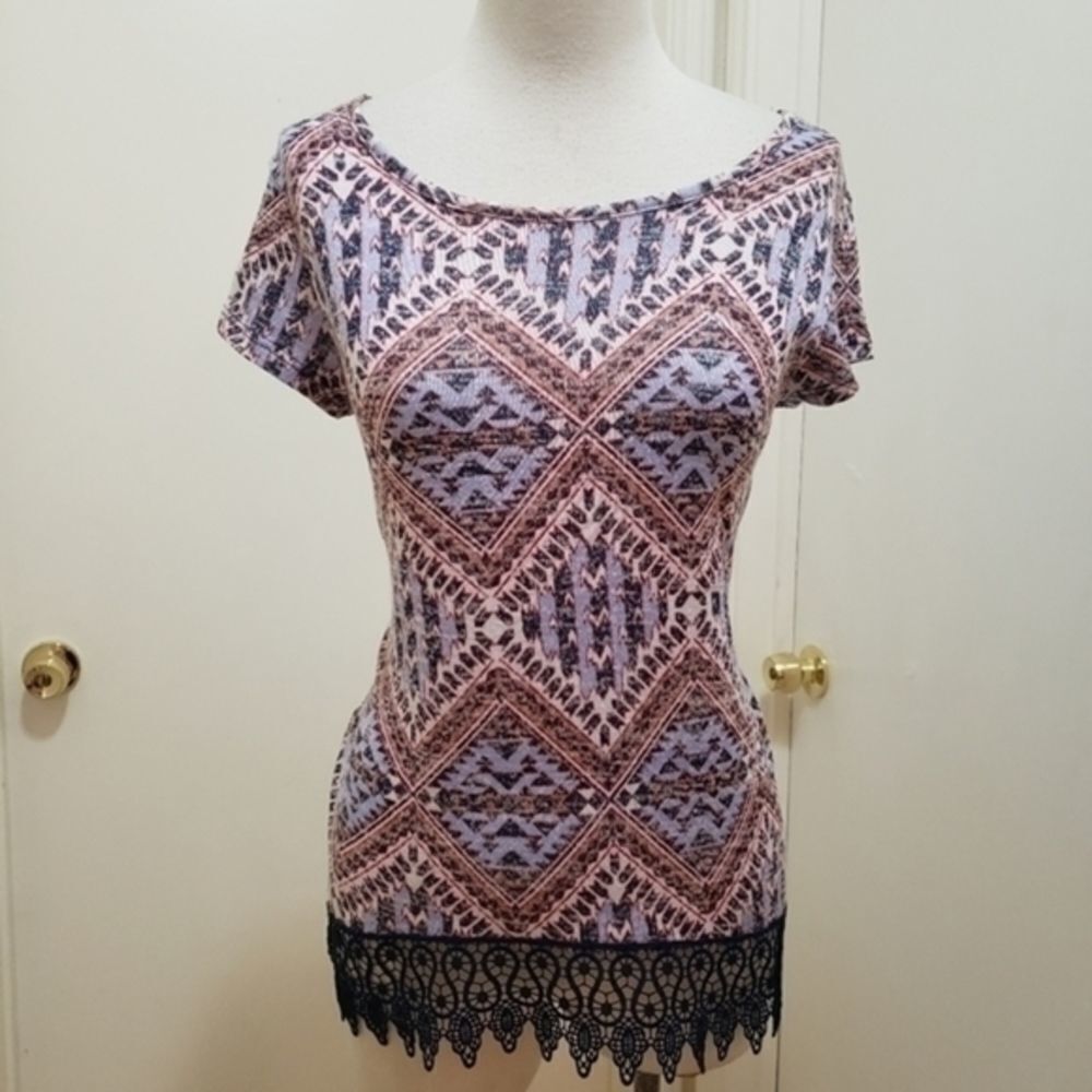 3for$20 light blouse - Picture 7 of 7